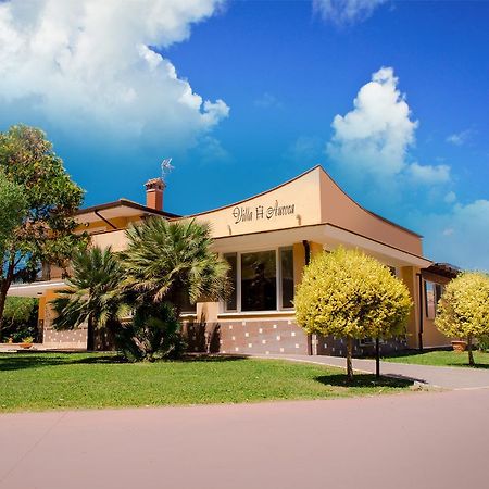 Hotel Villa Aurora Latina Exterior foto